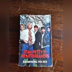 Tom Petty and the Heartbreakers 'Learning to Fly' Cassette